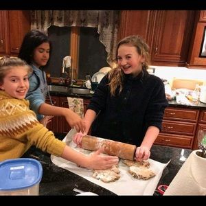 Meet your Posher, Alex